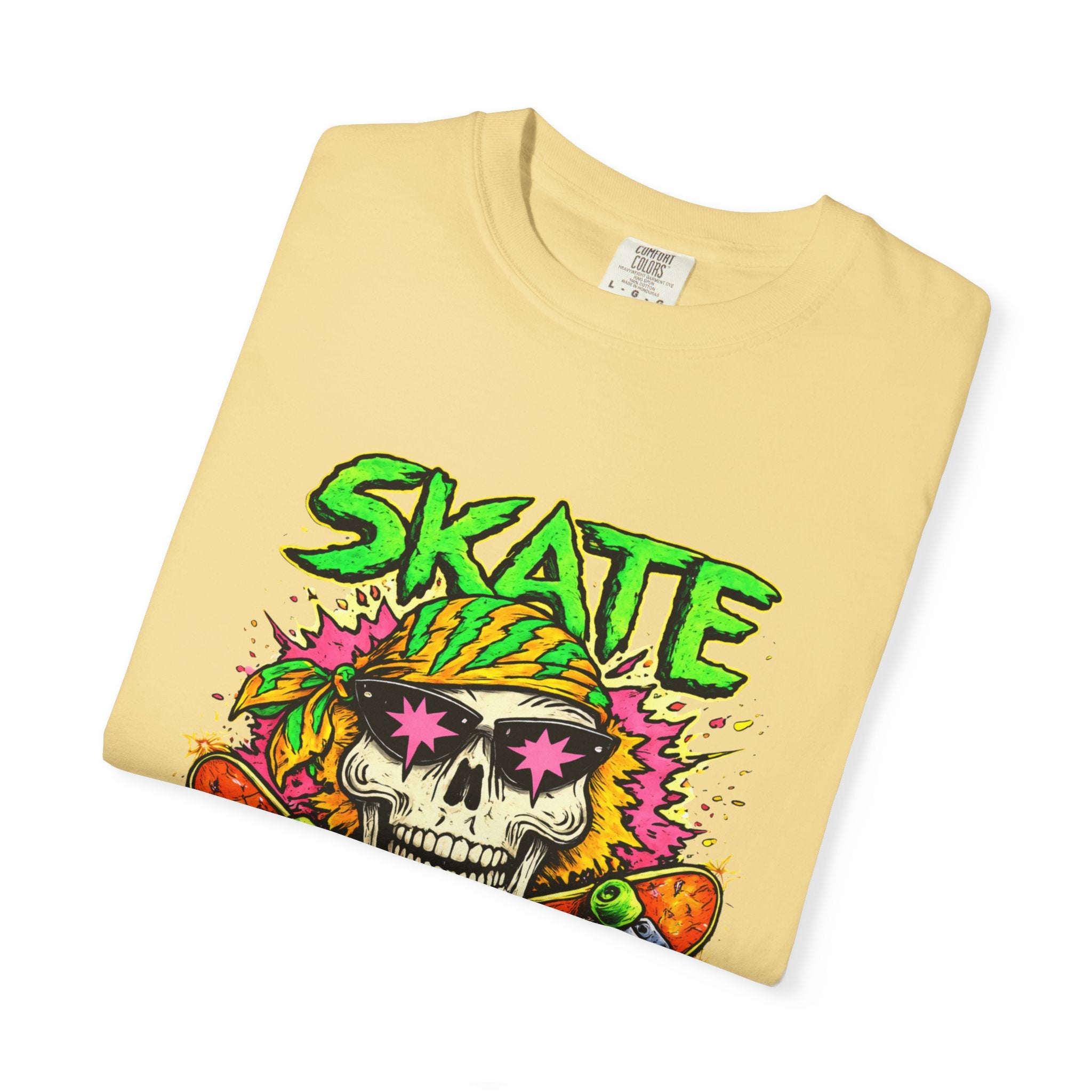 Unisex Skull Skateboard 'Skate or Die' graphic T-Shirt | Neon Punk Skateboarding Tee