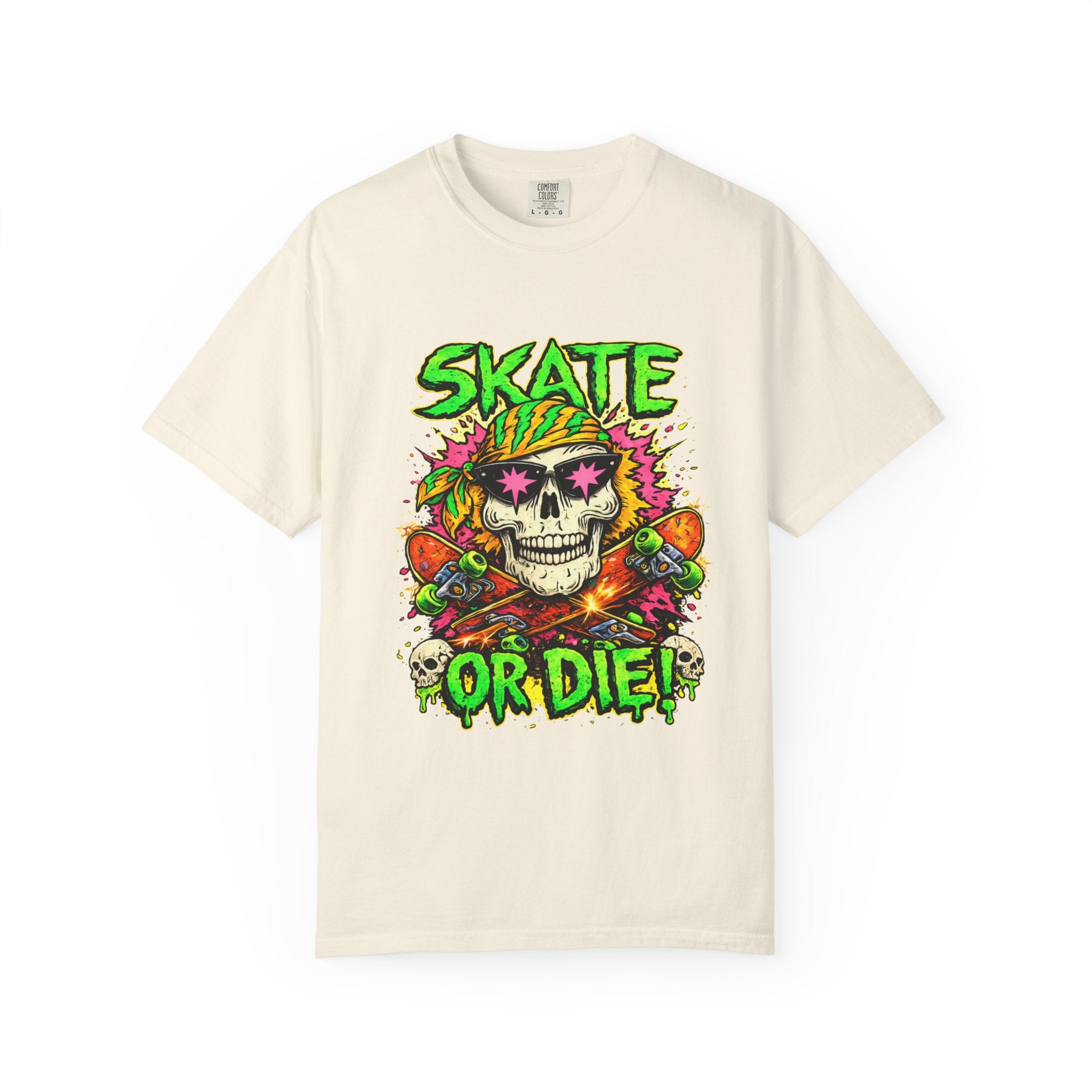 Unisex Skull Skateboard 'Skate or Die' graphic T-Shirt | Neon Punk Skateboarding Tee